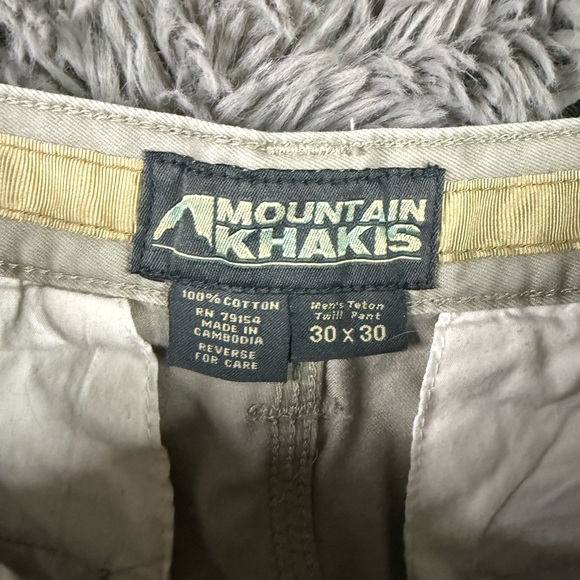Mountain Khakis Size 30x30 - Picture 2 of 7